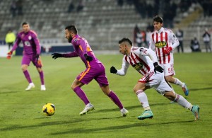 Spor Toto Süper Lig'de Medicana Sivasspor ile Galatasaray 4 Eylül Stadyumunda karşılaştı. Medicana Sivasspor oyuncusu Cicinho (sağda),  rakibiyle mücadele etti. (Serhat Çağdaş - Anadolu Ajansı)